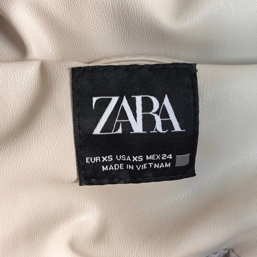 Zara Puffer Jacket XS Beige Faux Leather Quilted Hooded BLOGGER FAV Cropped‎ NEW - Picture 6 of 12